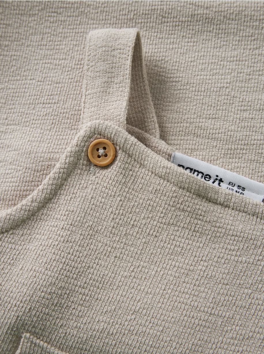 Latzhose